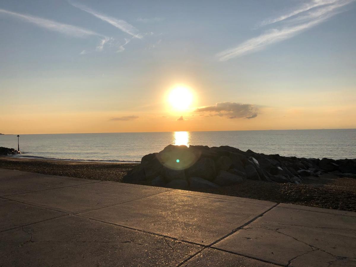 Apartament Tref Y Clawdd Felixstowe Zewnętrze zdjęcie
